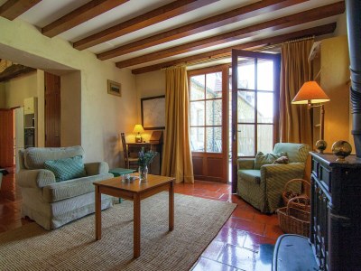 Holiday house Marvelous Holiday Home in Issac with Swimming Pool - Features photo 15