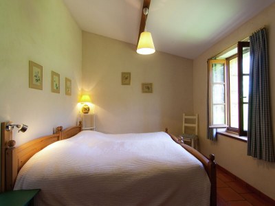 Holiday house Marvelous Holiday Home in Issac with Swimming Pool - Features photo 21