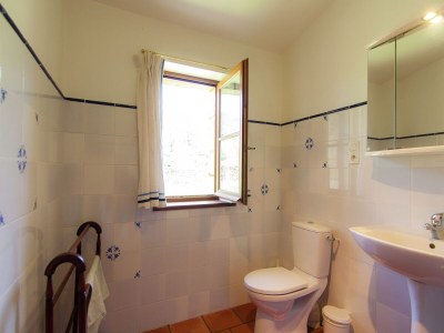 Holiday house Marvelous Holiday Home in Issac with Swimming Pool - Features photo 27