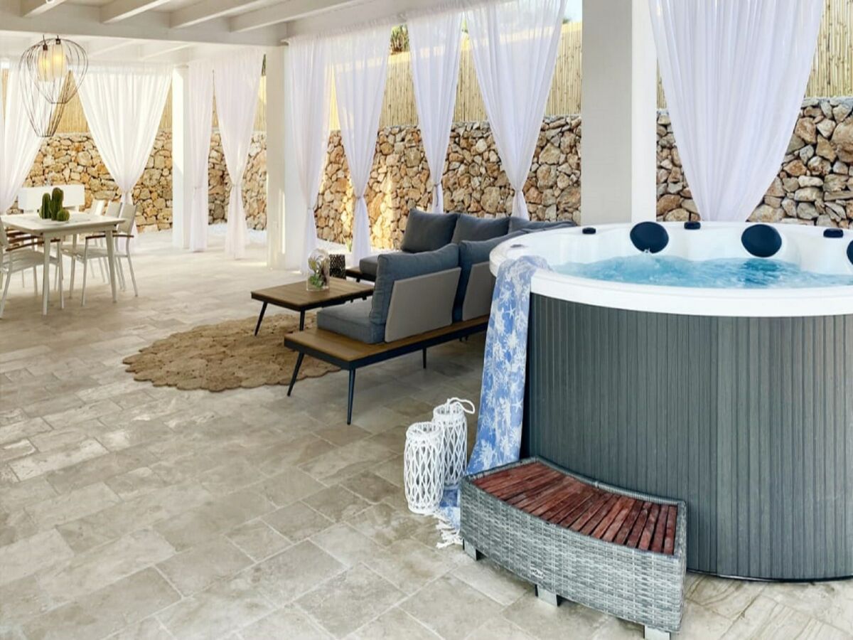 Holiday house Trullo in Salento in Nähe des Strandes Punta Pizzo - Outdoor photo 2