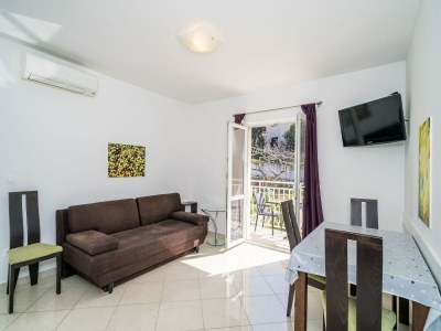 Apartment Villa Samba- Premium One-Bedroom Apartment with Balcony and Sea View - Features photo 8