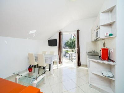 Apartment Villa Samba- Premium One-Bedroom Apartment with Balcony and Sea View - Features photo 17
