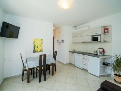 Apartment Villa Samba- Premium One-Bedroom Apartment with Balcony and Sea View - Features photo 22