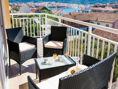 Apartment Apartments Sunshine Home - Two Bedroom Apartment with Balcony and Sea View - Outdoor photo 4