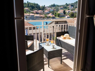 Apartment Apartments Sunshine Home - Two Bedroom Apartment with Balcony and Sea View - Outdoor photo 6