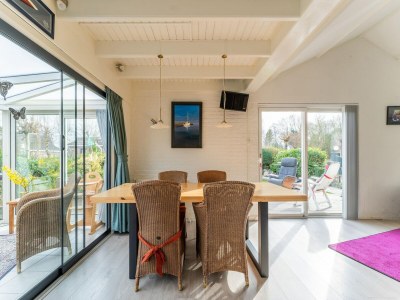 Holiday house Amazing holiday home in Lauwersoog with sauna - Features photo 23