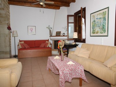 Villa Villa in Prines with White Mountains View - Features photo 31