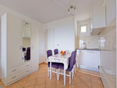 Apartment Apartments Grljević - Studio Apartment with Sea View and Balcony (A2) in Mlini - Apartment