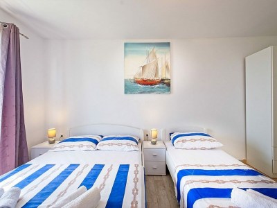 Apartment Apartments Grljević - Studio Apartment with Sea View and Balcony (A2) - Features photo 6