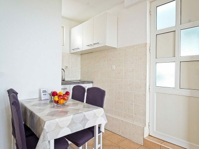 Apartment Apartments Grljević - Studio Apartment with Sea View and Balcony (A2) - Features photo 8