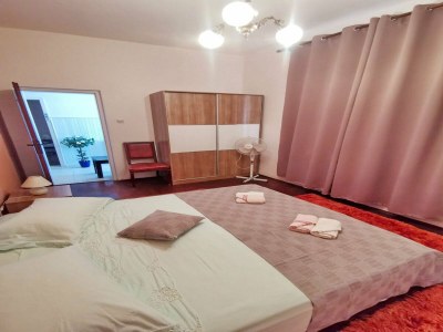 Apartment Bertie's Lodge - Four Bedroom Apartment(A4) - Features photo 6