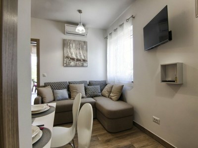 Apartment Apartments Victoria - One Bedroom Apartment with Terrace (A2) - Features photo 9