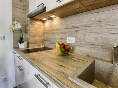 Apartment Apartments Victoria - One Bedroom Apartment with Terrace (A2) - Features photo 13