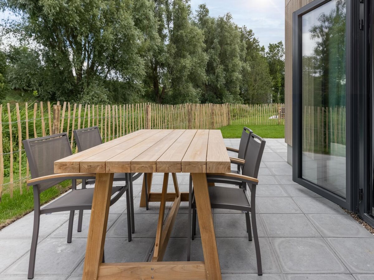 Holiday park Villa by Lake Veere with Modern Amenities - Outdoor photo 3