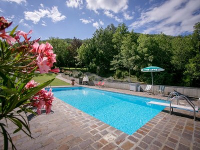 Villa Villa in Tuscany with Private Pool and Hill View - Features photo 18