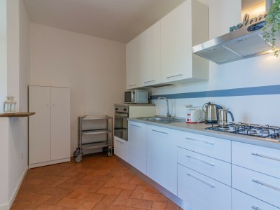 Apartment Flower House with Lake View - RS - Features photo 6