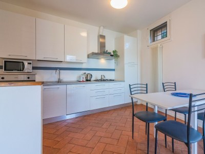 Apartment Flower House with Lake View - RS - Features photo 18