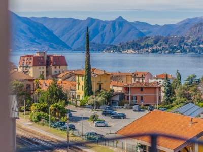 Apartment Flower House with Lake View - RS - Environment photo 22