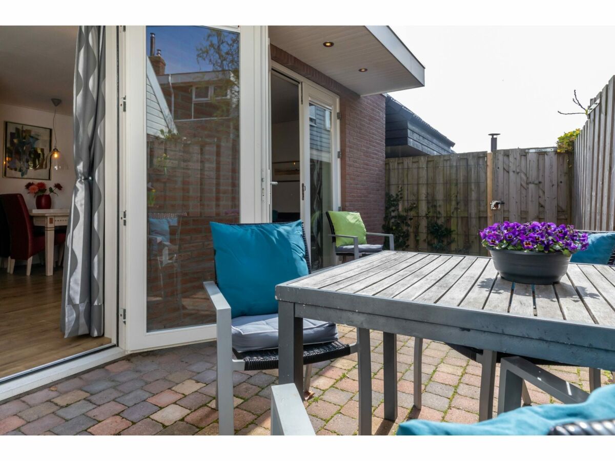 Holiday house Ferienhaus in Domburg am Strand für 4 Von Belvilla - Outdoor photo 4