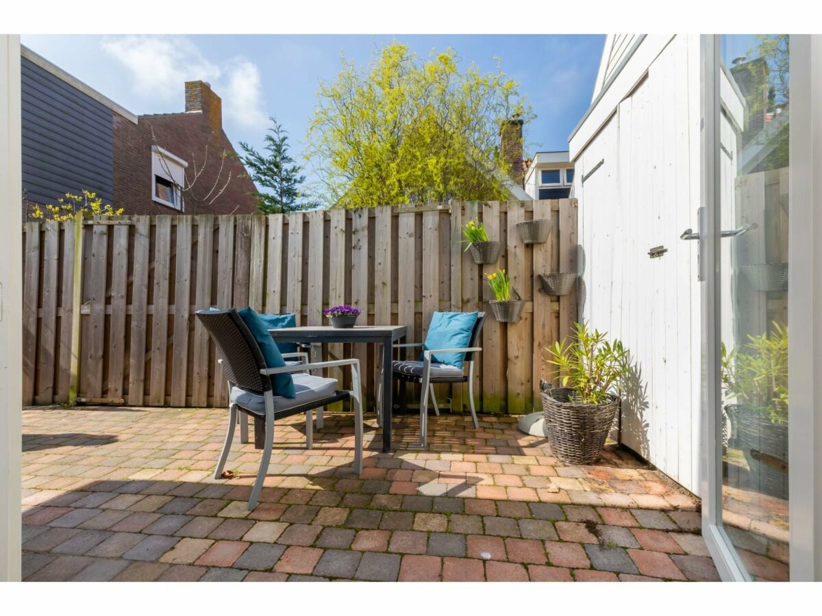 Holiday house Ferienhaus in Domburg am Strand für 4 Von Belvilla - Outdoor photo 5