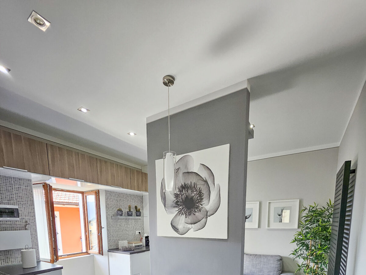 Apartment Elegante - Features photo 4