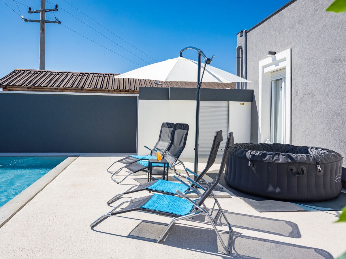 Villa Villa Marsel (4+2) - Private Pool and Jacuzzi - Outdoor photo 5