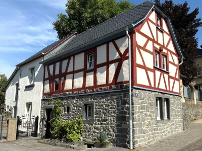 Holiday house Holiday Home Fachwerkhaus Rosengärtchen by Vulkaneifel-Chalets in Kottenheim - Holiday house