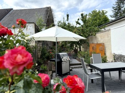 Holiday house Holiday Home Fachwerkhaus Rosengärtchen by Vulkaneifel-Chalets - Outdoor photo 4