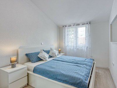 Apartment Turkanović - Two-Bedroom Apartment with Balcony  No.5 - Features photo 10