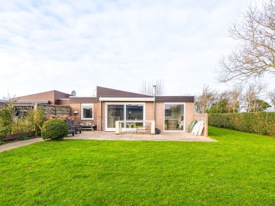 Holiday house Jamaphista in Callantsoog - Holiday house