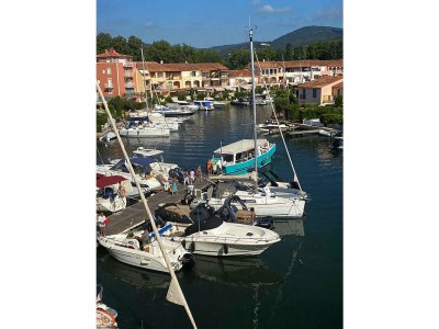 Apartment Port Grimaud in maisonnette style - Environment photo 23