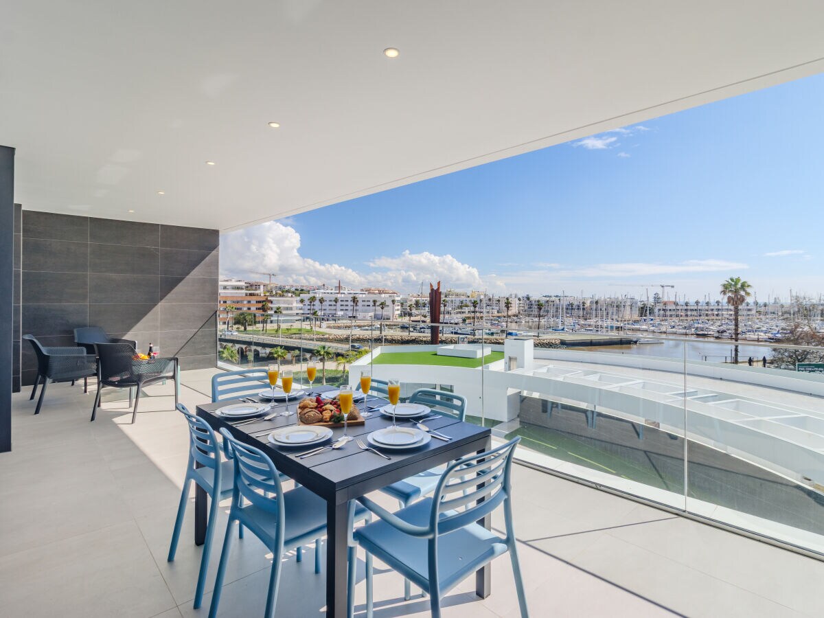 Holiday house Fabulous Marina View Apartment (CD4-3A) - Outdoor photo 2