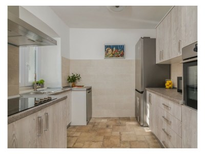 Holiday house Dume – Steinhaus mit großer Terrasse am Waldrand - Features photo 11