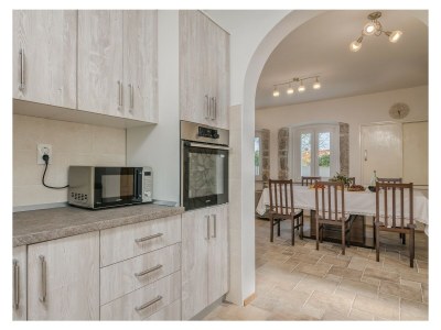 Holiday house Dume – Steinhaus mit großer Terrasse am Waldrand - Features photo 13