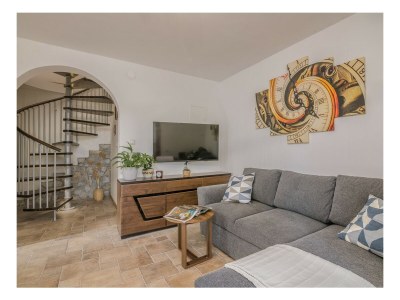 Holiday house Dume – Steinhaus mit großer Terrasse am Waldrand - Features photo 19