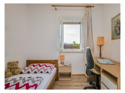 Holiday house Dume – Steinhaus mit großer Terrasse am Waldrand - Features photo 22