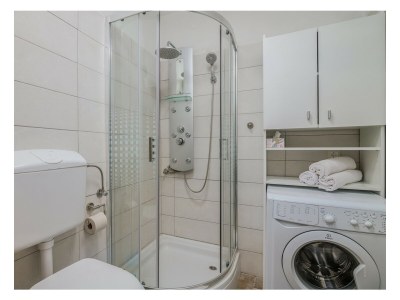 Holiday house Dume – Steinhaus mit großer Terrasse am Waldrand - Features photo 26