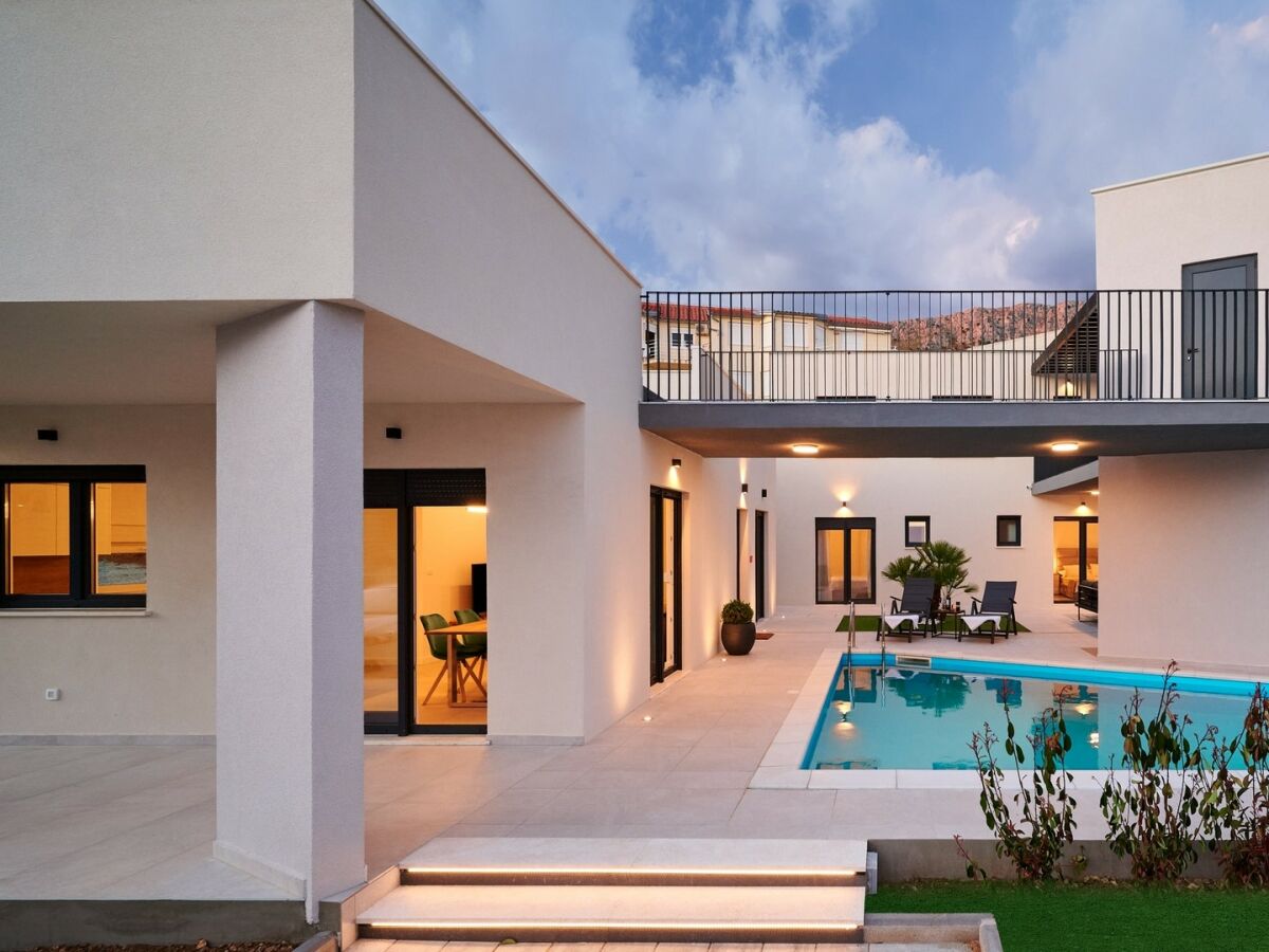 Villa Villa AdriaStar - Luxury Villa AdriaStar in Mali Rat, near Omiš