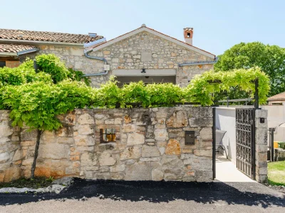 Villa Casa de Stalla with private pool in Poreč - Outdoor photo 8