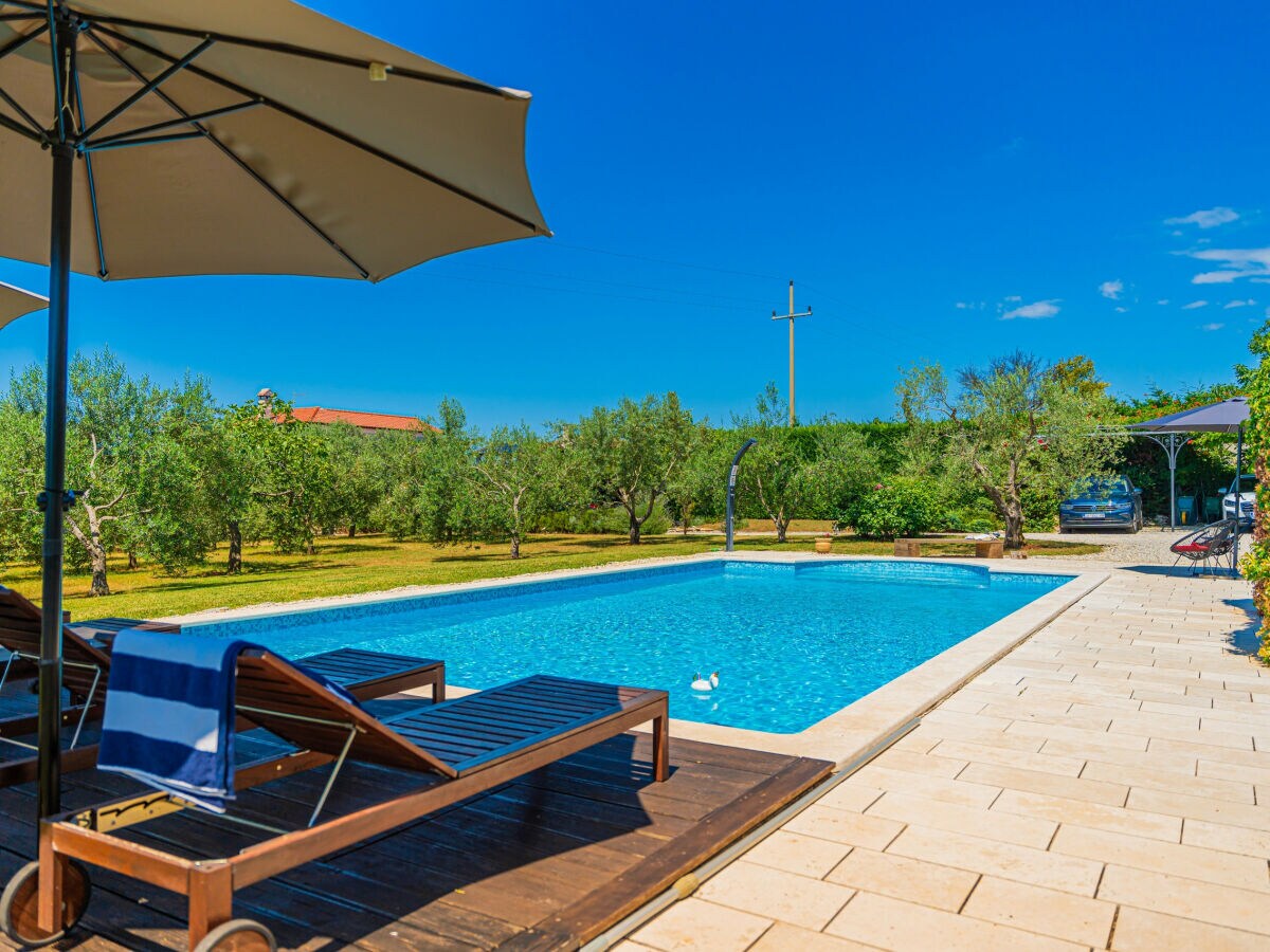 Villa Villa Benka with pool in Istria