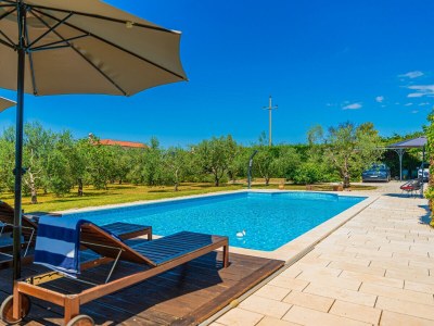 Villa Villa Benka with pool in Istria in Pinezici - Villa