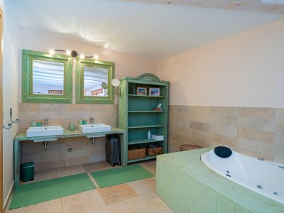 Villa Villa Benka with pool in Istria - Features photo 30