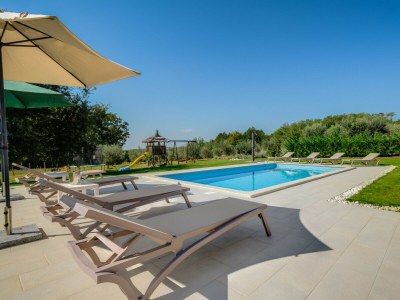 Villa Villa Stella Polaris with pool in Visnjan, Istria - Outdoor photo 3