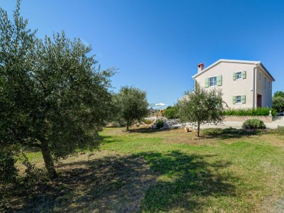 Villa Villa Stella Polaris with pool in Visnjan, Istria - Outdoor photo 12