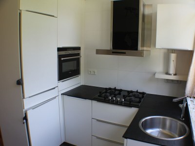 Bungalow Sun Salutation - Features photo 12