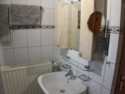 Bungalow Sun Salutation - Features photo 16