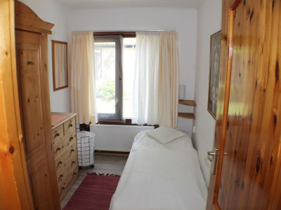 Bungalow Sun Salutation - Features photo 17