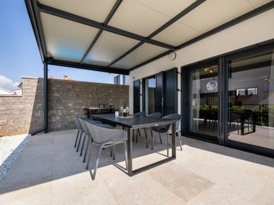 Villa Villa Bella with pool - Outdoor photo 10