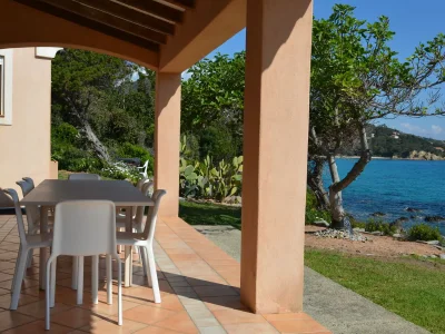 Holiday house Right on the beach - Outdoor photo 10