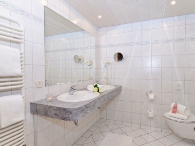 Apartment Familienzimmer Zirkon - 1 Schlafraum - Features photo 28